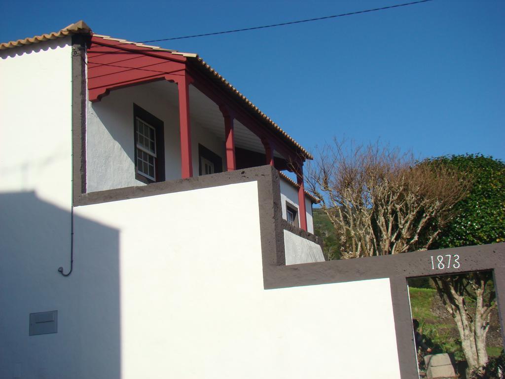 Casa Das Pedras Altas Lajes do Pico Quarto foto